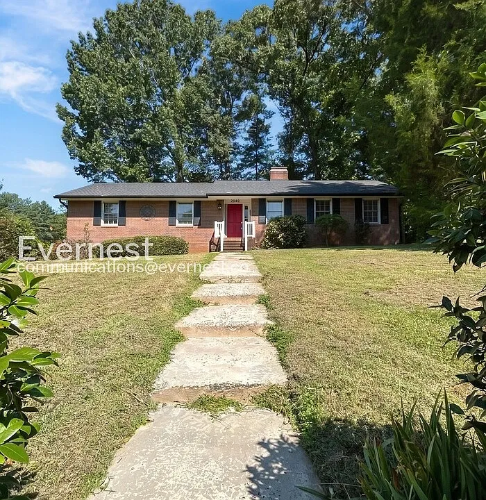 3000 Prytania Rd