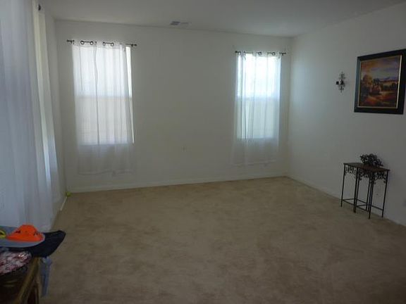 4th image of 2390 S Creekside Dr
