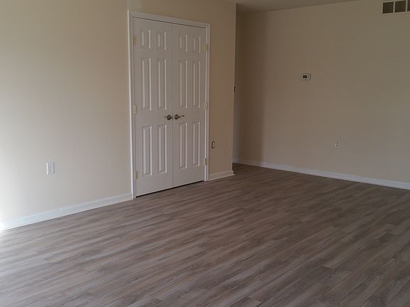 Living / Dining Room combo