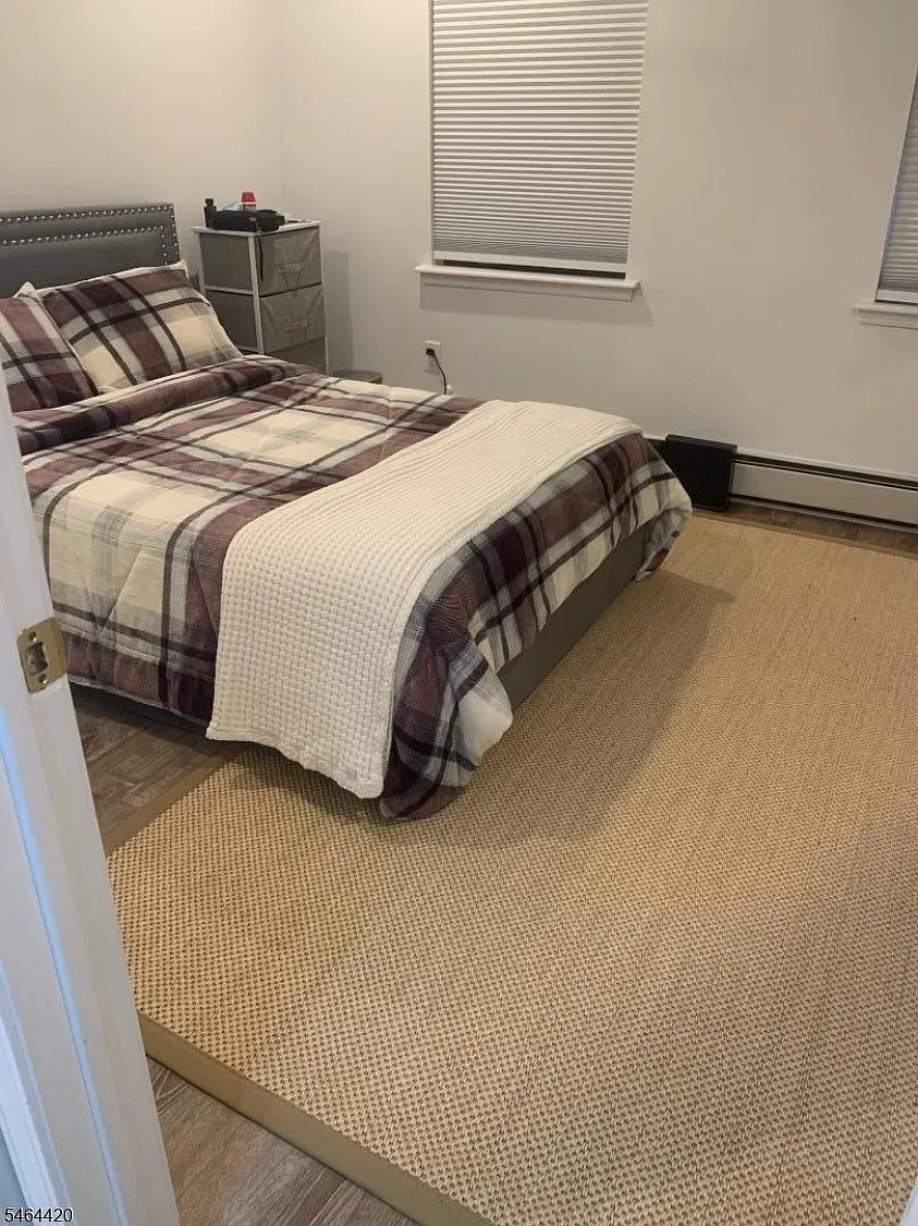1 bed, 1.0 bath, $2,180 — Photo 4