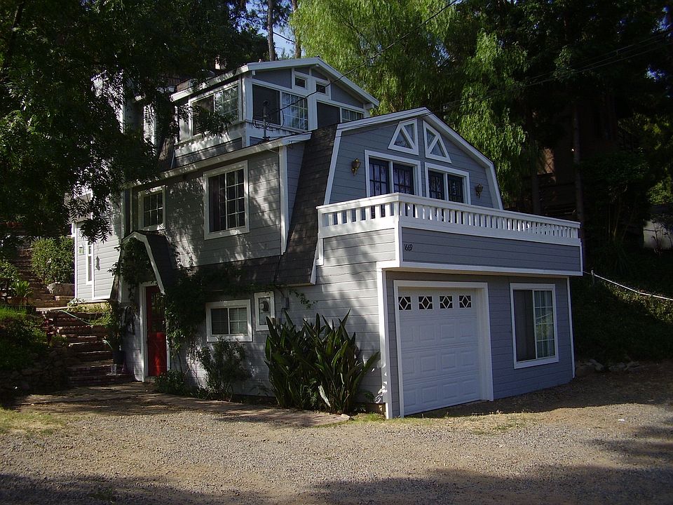 2nd image of 1669 Low Ln