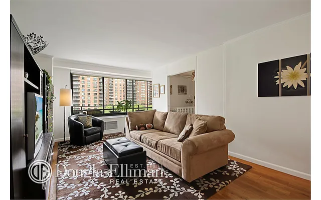 Sold by Douglas Elliman | media 10