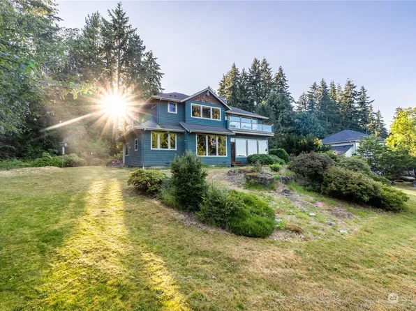 16930 32nd Avenue NE, Lake Forest Park, WA 98155