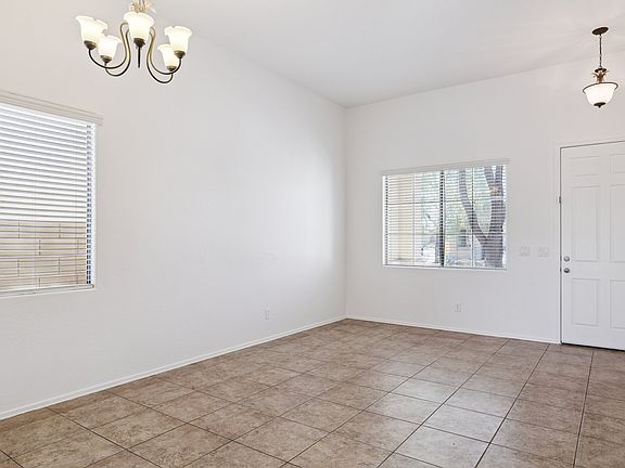 4th image of 43213 N Vista Hills Dr