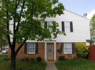 8235 Community Dr, Manassas, VA 20109