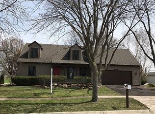 10406 Cindy Jo Ave, Huntley, IL 60142