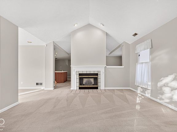 4th image of 9503 Cadbury Cir