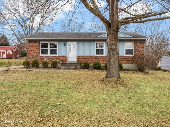 6819 Village Green Blvd, Pewee Valley, KY 40056