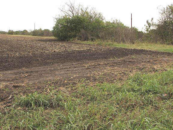 5th image of CR 6610