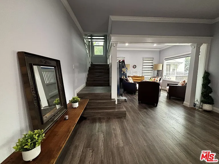 741 Crenshaw Blvd — Photo 8