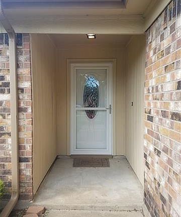 5th image of 6625 Parkwood Dr