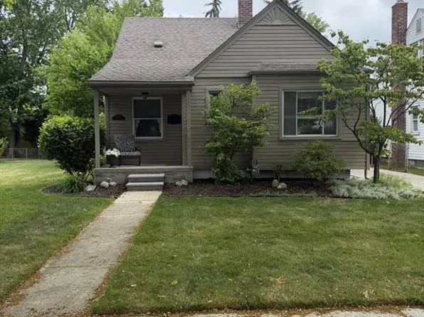 20728 Carlysle St, Dearborn, MI 48124