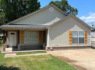 100 Powell St, Marion, AR 72364