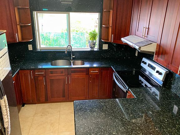 2nd image of 1309 Haloa Dr #2