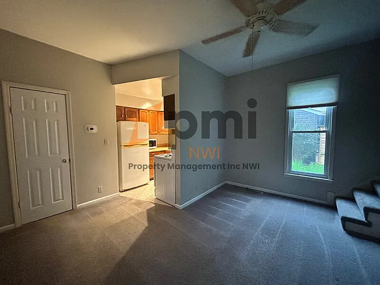 703 Elm St #C — Photo 2