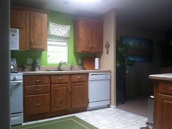3rd image of 1001 S Hale Ave Space 59