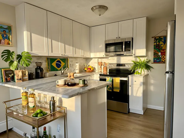 21 Greenwood St #14 — Photo 5