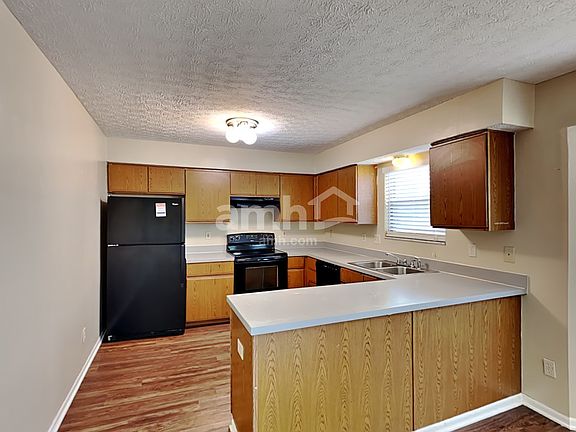 3rd image of 5391 Brayton Ave