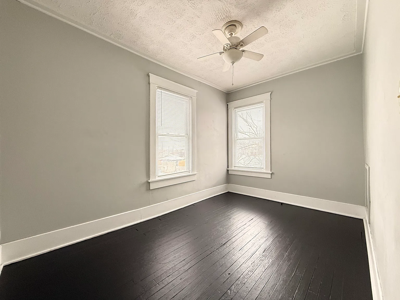 3 bed, 1600 sqft, $1,475 — Photo 3
