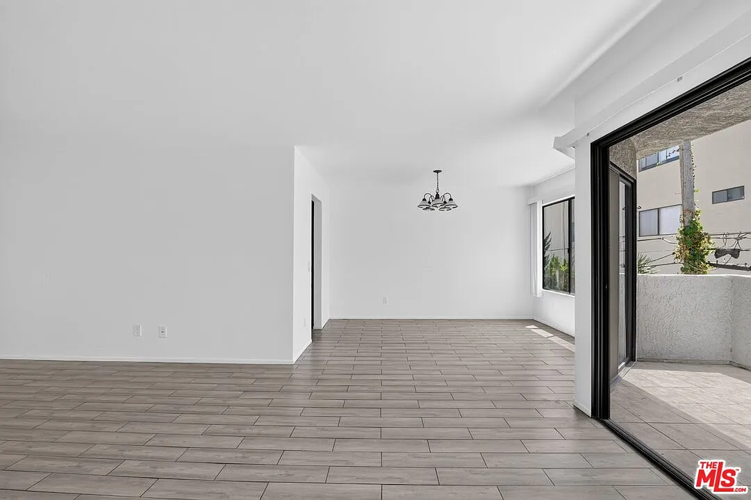 2 bed, 2.0 bath, 1600 sqft, $3,495 — Photo 4