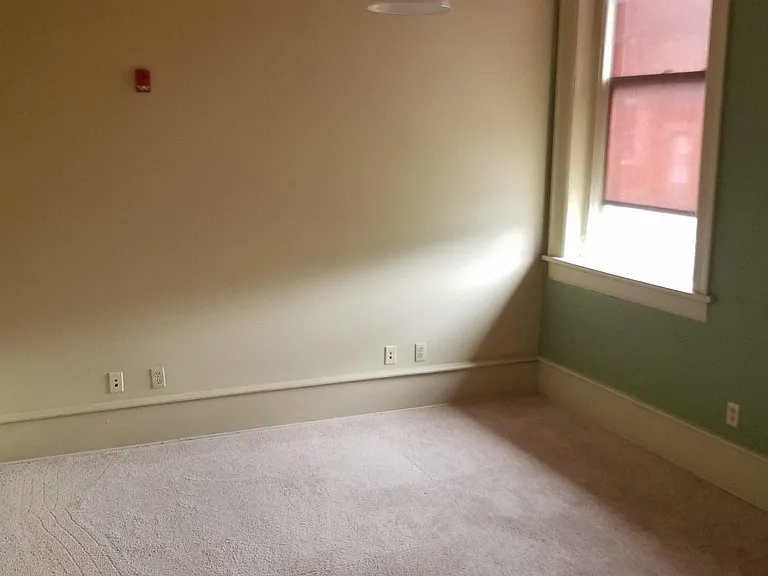 1205 E Carson St #2 — Photo 2