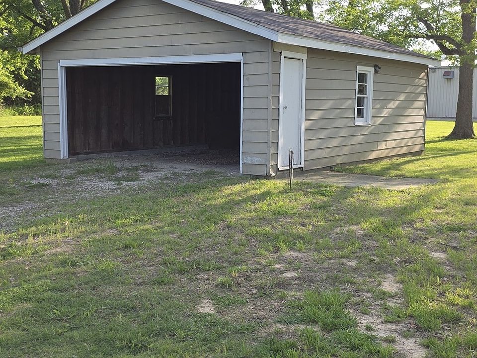 1st image of 11495 N Brownsville Rd