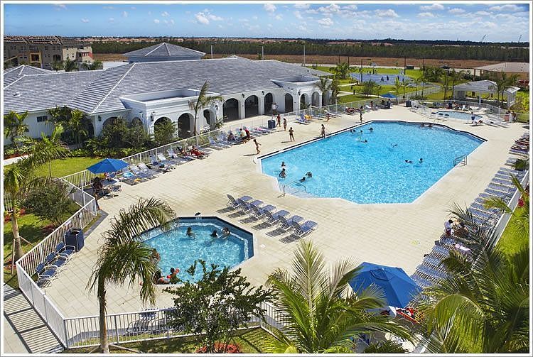 Main Pools @ Clubhouse