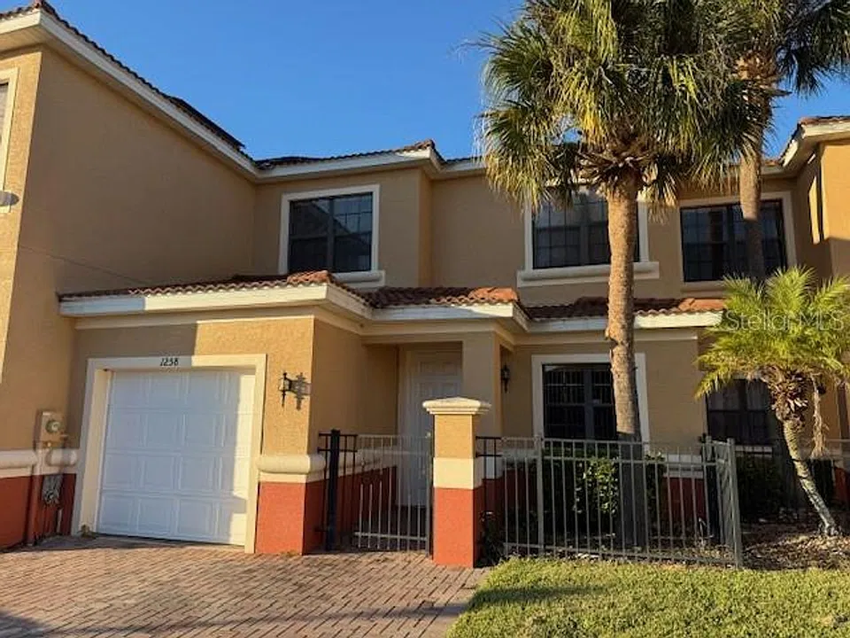 1258 Clove Dr