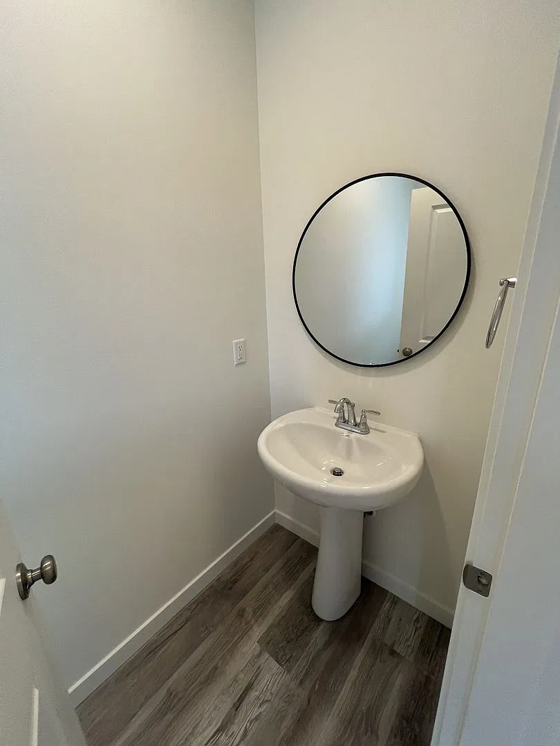Brand New Battle Ground Townhome For Lease In Amiras Song Development - 1806 Nw 18th St — Photo 4