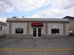 105 Oak St, Saint Albans, WV 25177