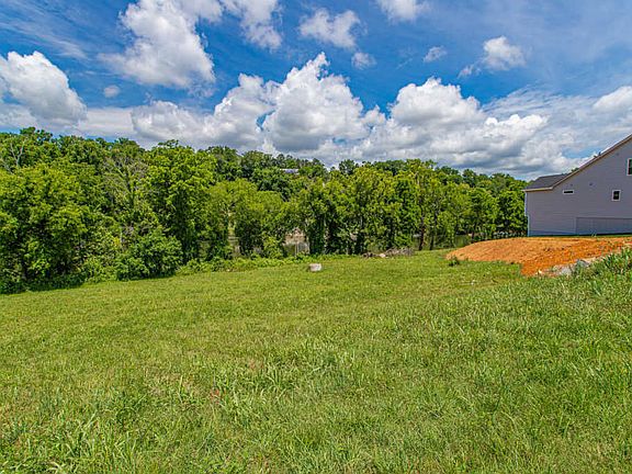 2nd image of 4816 Willow Bluff Cir