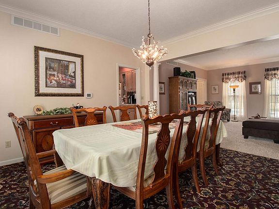 4th image of 60878 Rue Du Lac West Dr