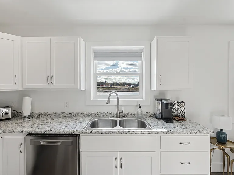 504 W Prospect St #1 — Photo 9