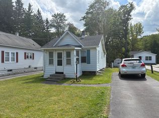 38 Morris Rd, Schenectady, NY 12304