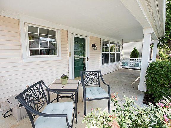 3rd image of 5128 Bird Branch Dr