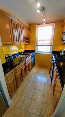 Sold by Metro Garden Realty NYC | media 12