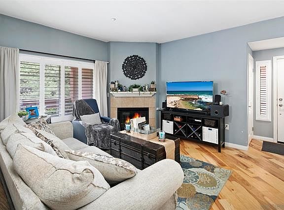2nd image of 2715 Lake Pointe Dr Unit 221