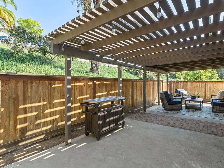 274 Boleroridge Pl — Photo 24