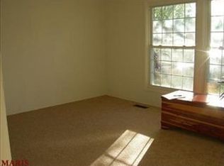 7 Ronda Dr, Florissant, MO 63031