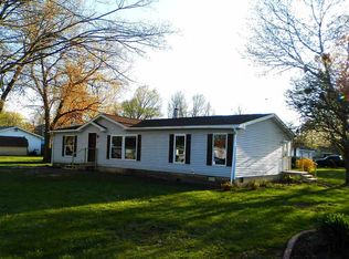 407 N Bell St, Fremont, IN 46737
