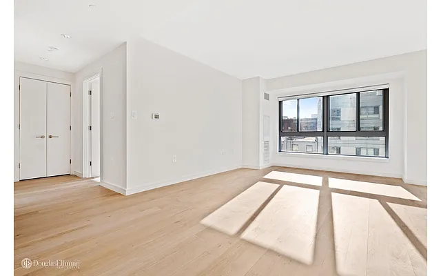 Rented by Douglas Elliman | media 19