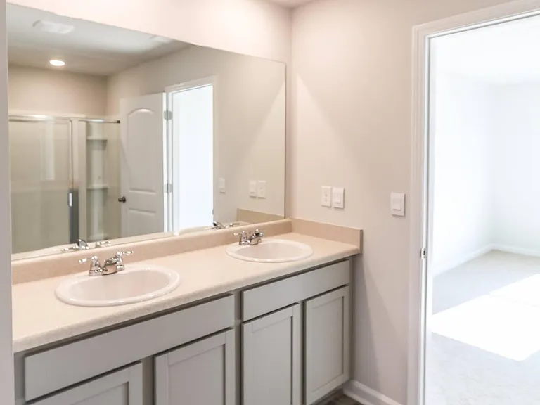 4347 Newland St — Photo 31