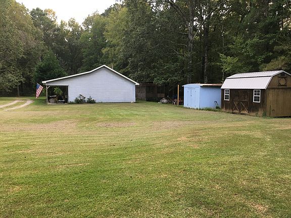 4th image of 2430 Ashley St #17