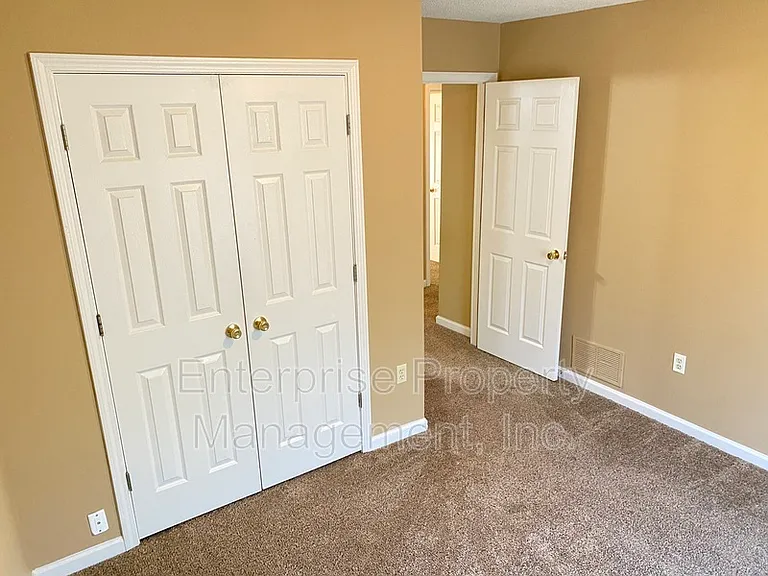 4444 Longtree Cv — Photo 22