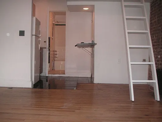 Rented by Sky Management | media 65