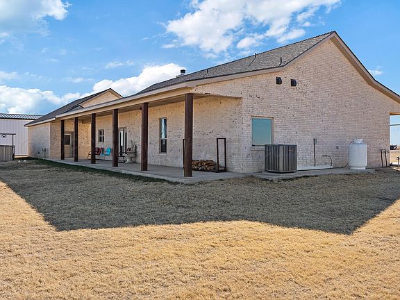 3rd image of 1301 E Cemetery Rd