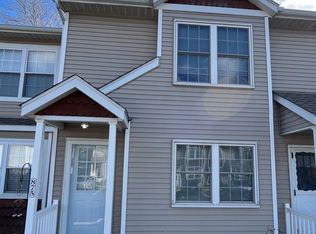 875 Charnwood Ln, Columbus, OH 43085