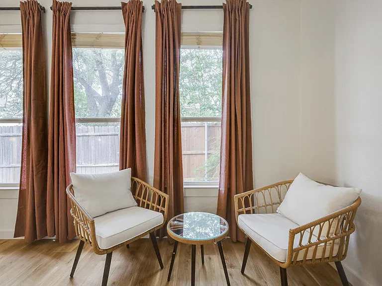 416 Rembert Ct — Photo 30