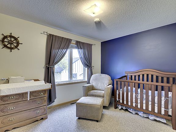 4th image of 921 Northdale Blvd NW
