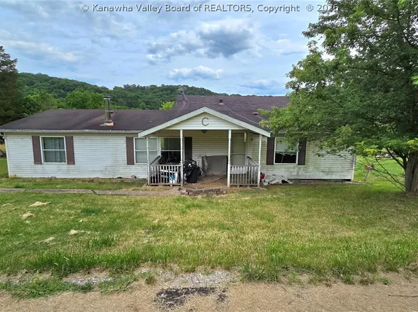1175 Creston Rd, Cottageville, WV 25239